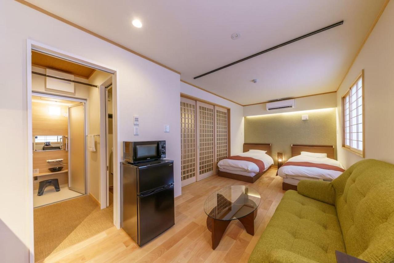 Yadoya Fukurou Hotel Tokio Buitenkant foto